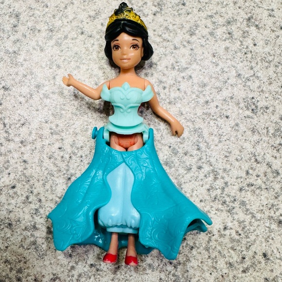 DISNEY PRINCESS Collection - Picture 8 of 9